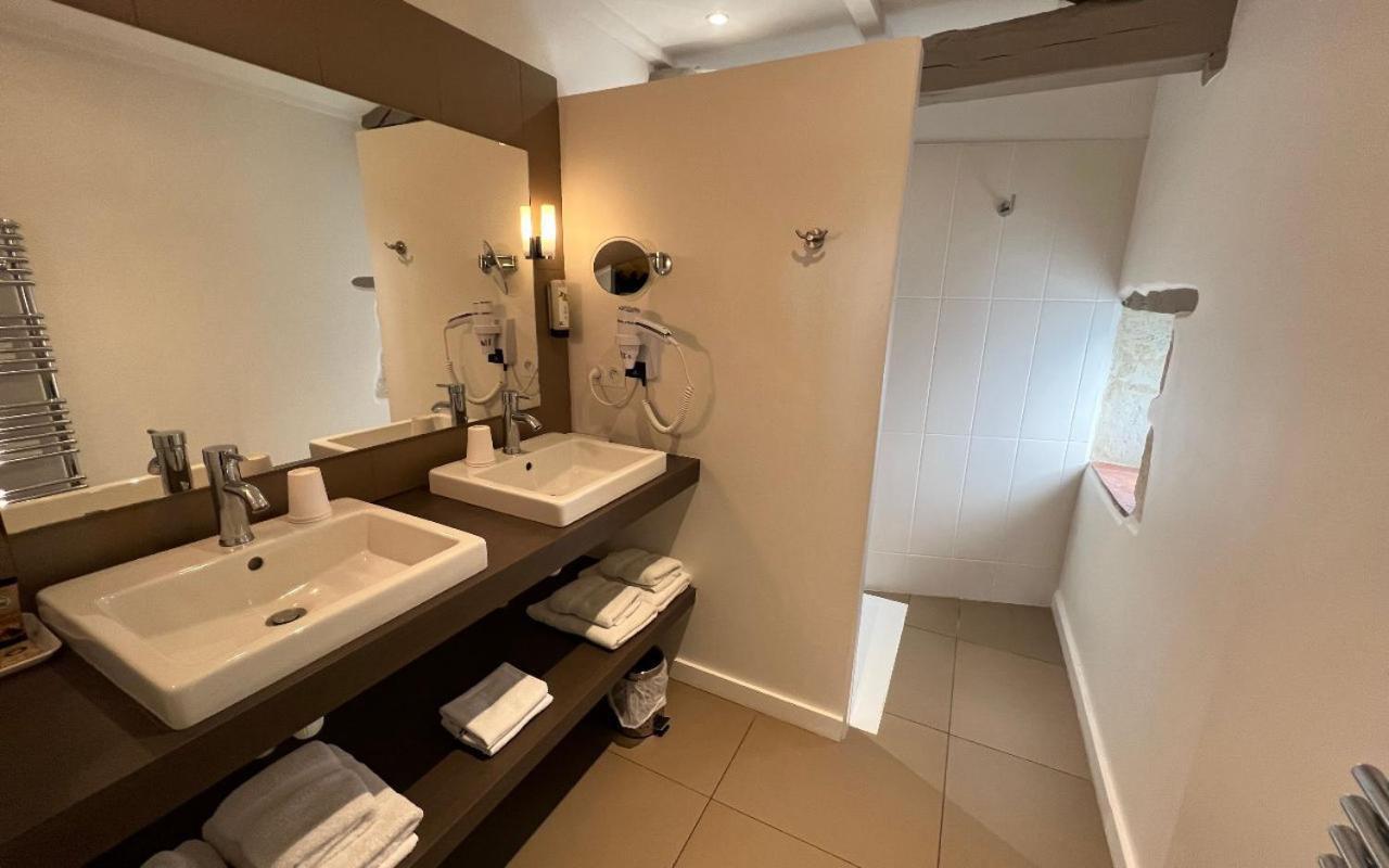 Hotel Logis La Ferme De Flaran 3*