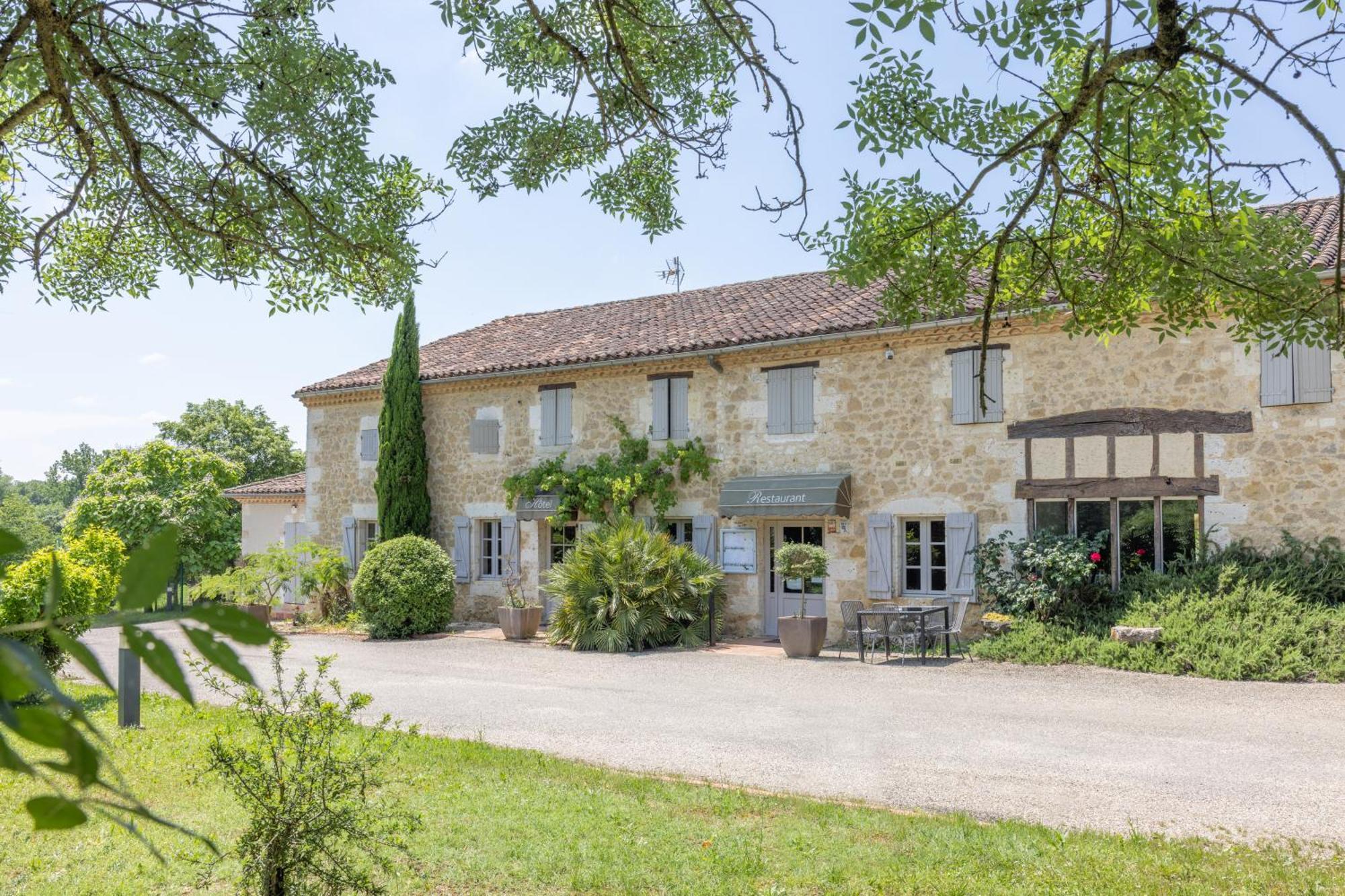 Logis La Ferme De Flaran 3*