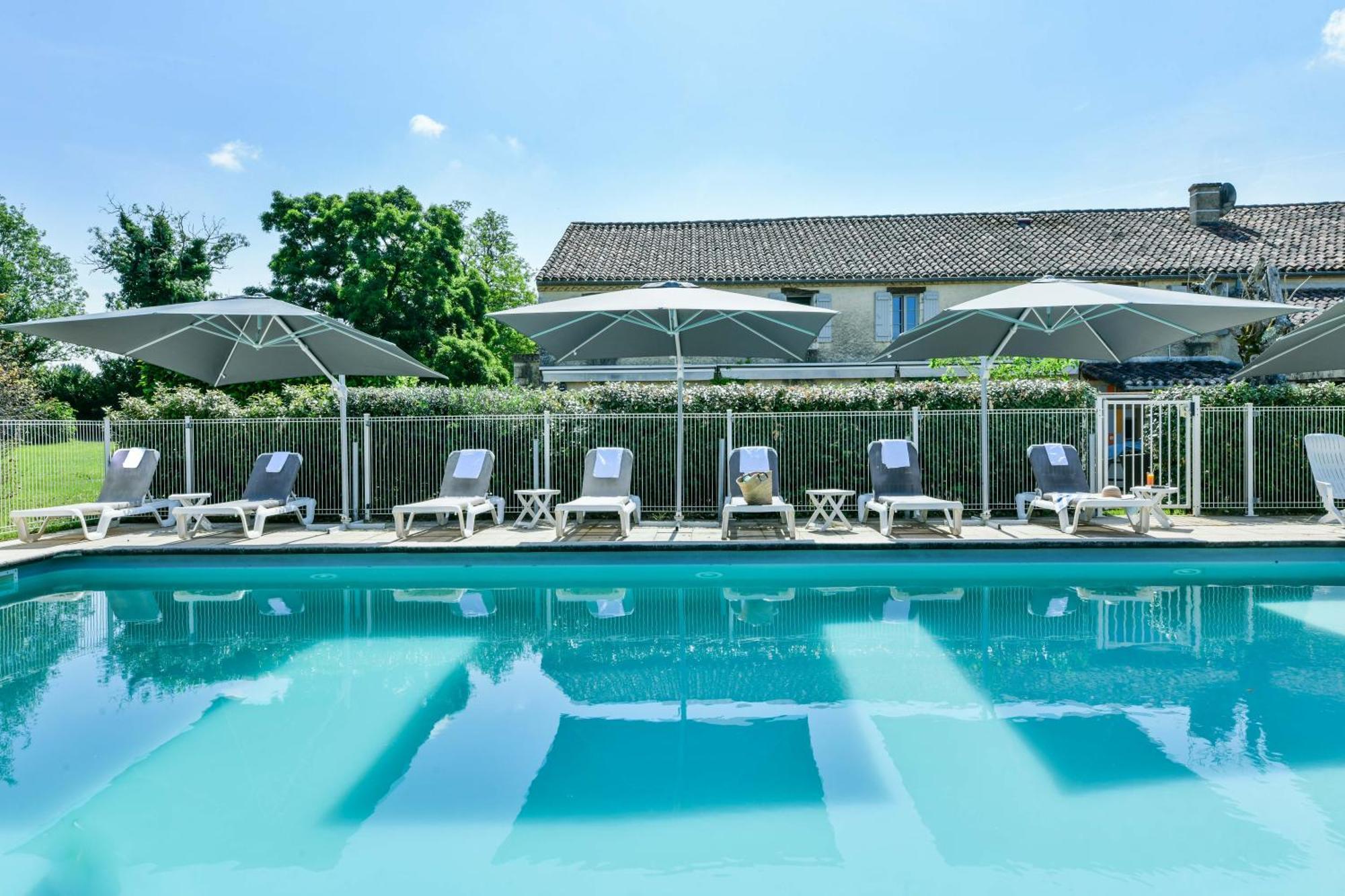 Hotel Logis La Ferme De Flaran Maignaut