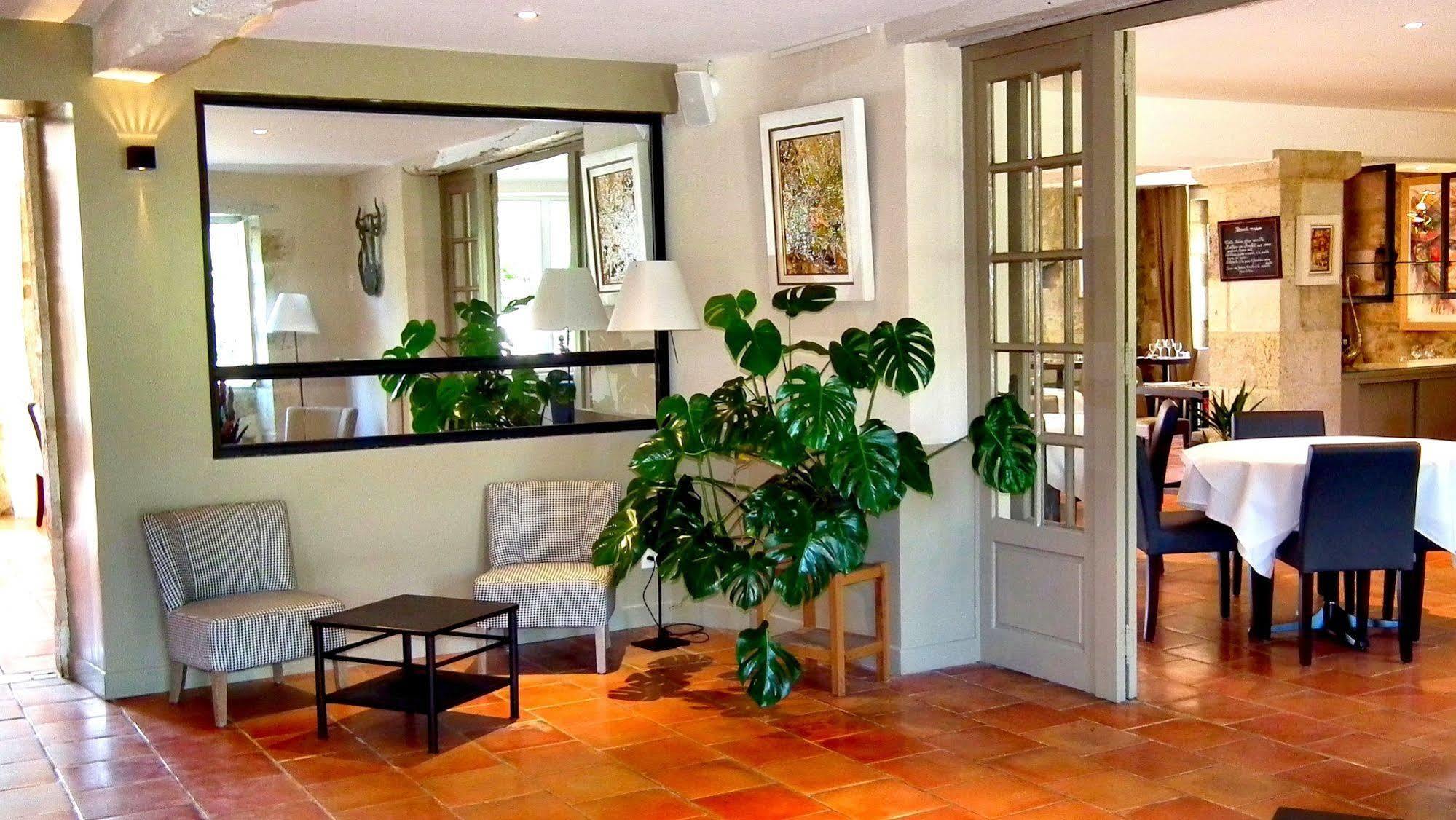 Hotel Logis La Ferme De Flaran